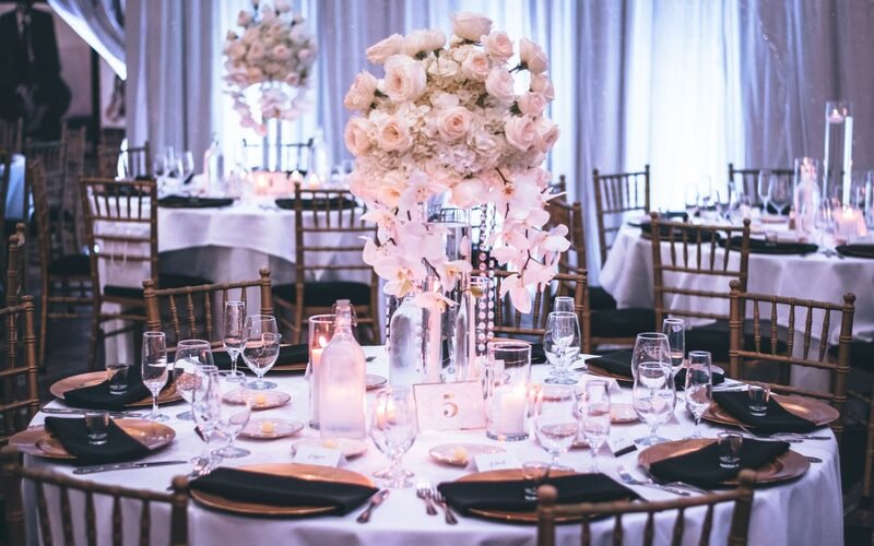 Sample wedding photograph for the Timeless Wedding template